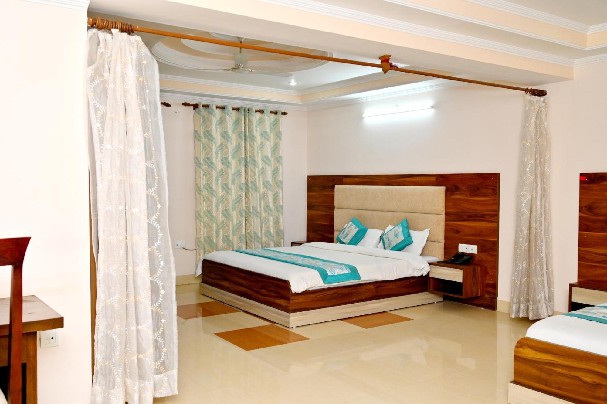 Hotel Prasanna Inn リシケーシュ エクステリア 写真