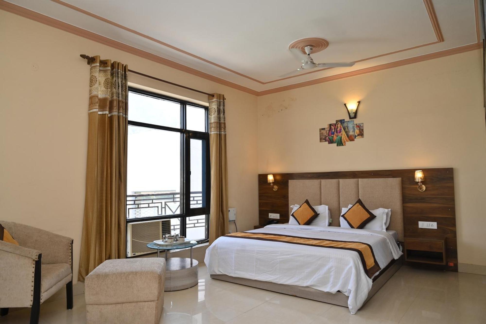 Hotel Prasanna Inn リシケーシュ エクステリア 写真