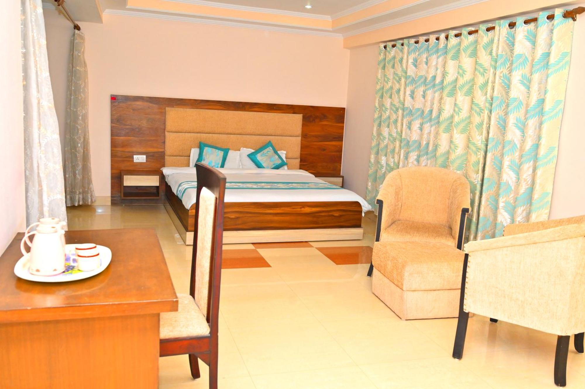 Hotel Prasanna Inn リシケーシュ エクステリア 写真