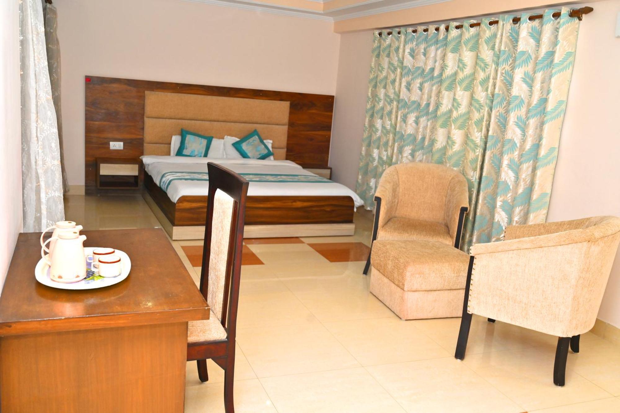 Hotel Prasanna Inn リシケーシュ エクステリア 写真