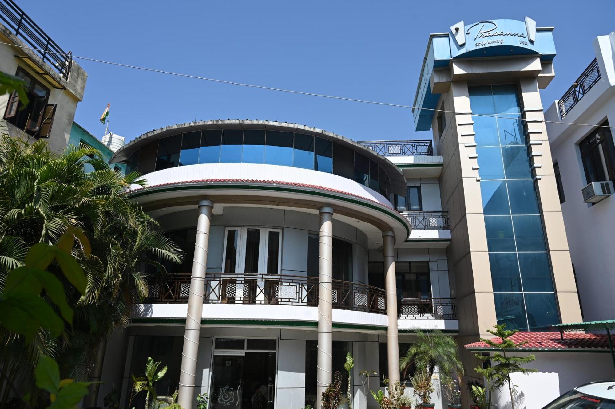 Hotel Prasanna Inn リシケーシュ エクステリア 写真